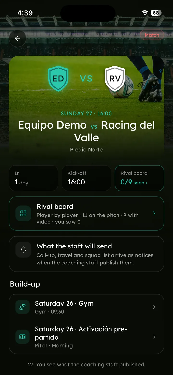 Player app: the game screen, with kickoff, venue and the week's sessions